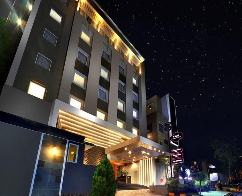 Pranaya Boutique Hotel Serpong Exterior foto
